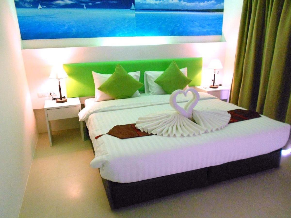 Armoni Patong Beach Hotel Exteriér fotografie